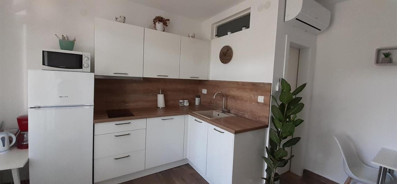 Studio Bianca Sukošan Esterno foto
